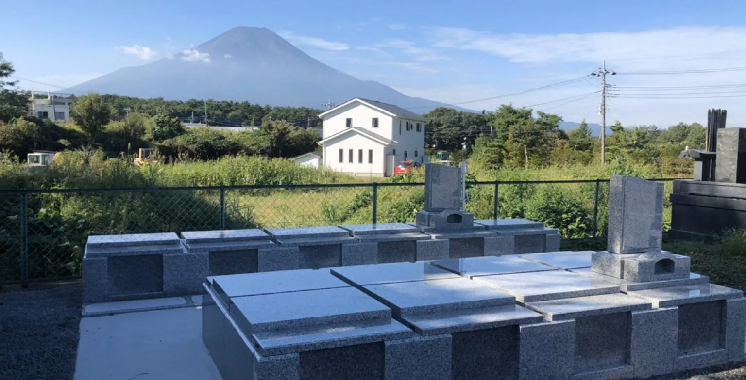 寺院墓所・勢至庵の外観